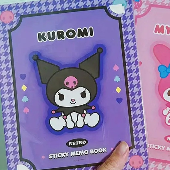 Sanrio Purple Kuromi Sticky Memo Book - Picture 2 of 3